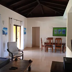Oasis Ii Villa Corralejo